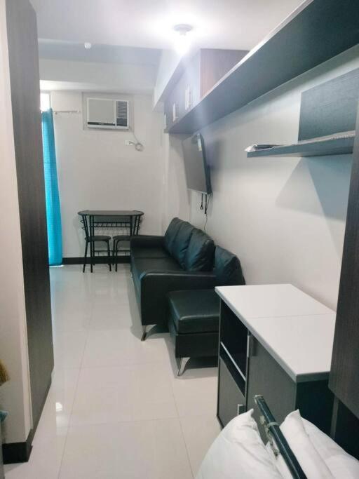 Cubao Manhattanheights U31N Tb, Studio Unit Манила Экстерьер фото